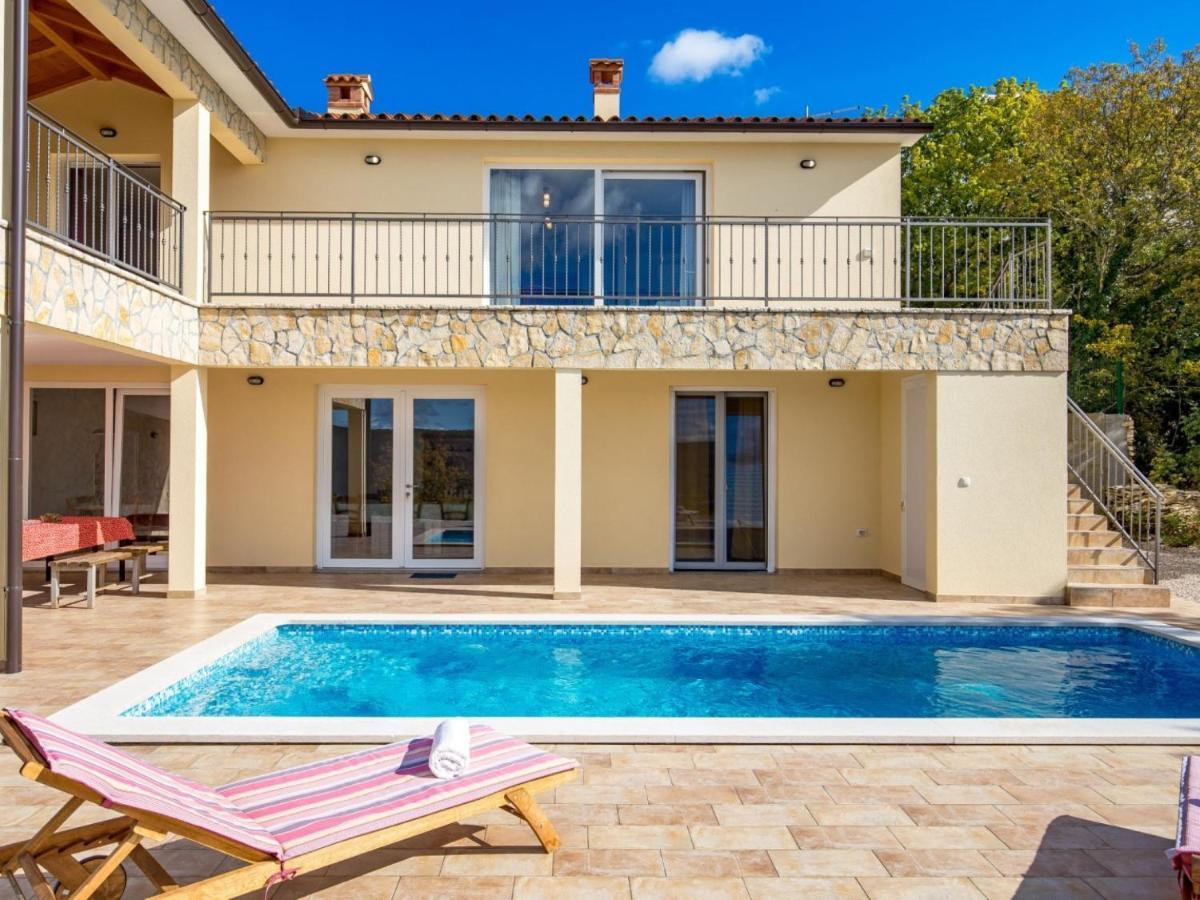 Villa Valente With Pool Labin  Bagian luar foto